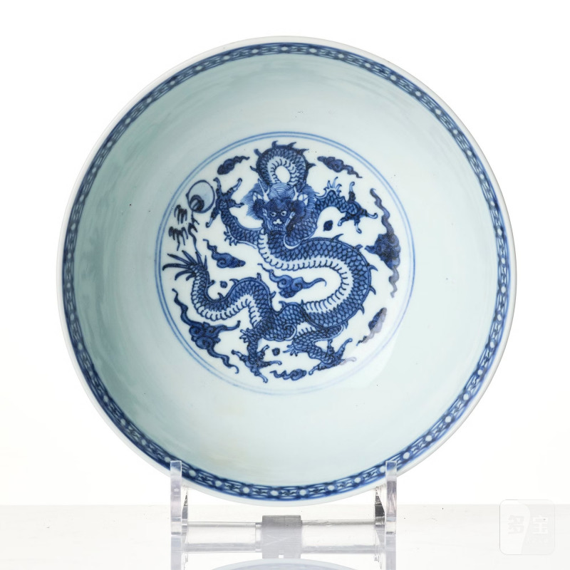 A blue and white 'foreigners bearing gifts' bowl, - 图5